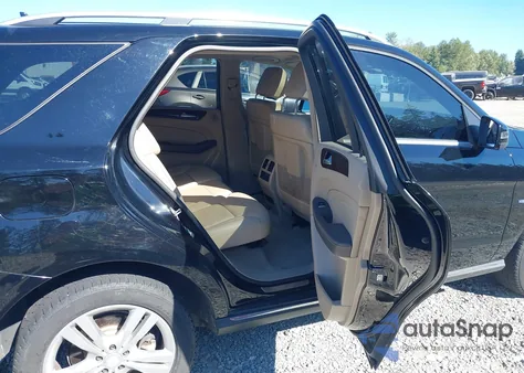 2012 Mercedes-Benz Ml 350 4Matic z USA, uszkodzony, nr VIN 4JGDA5HB8CA032285